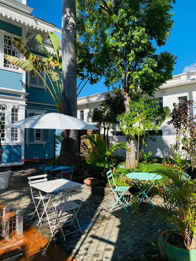 Villa Angelique - Hotel Classe Monument Historique แซงต์-เดอนี ภายนอก รูปภาพ