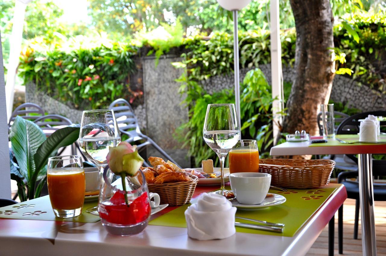 Villa Angelique - Hotel Classe Monument Historique แซงต์-เดอนี ภายนอก รูปภาพ