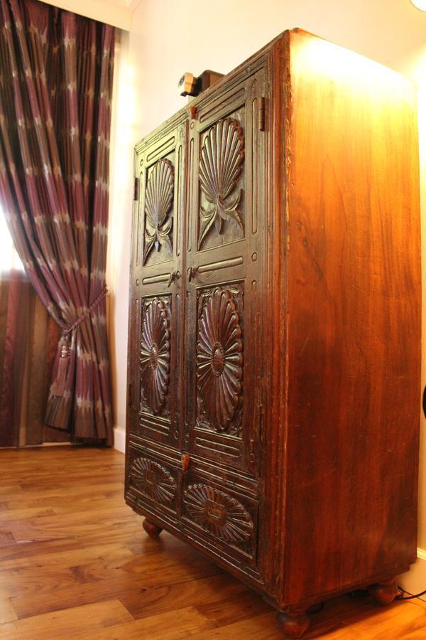 Villa Angelique - Hotel Classe Monument Historique แซงต์-เดอนี ภายนอก รูปภาพ